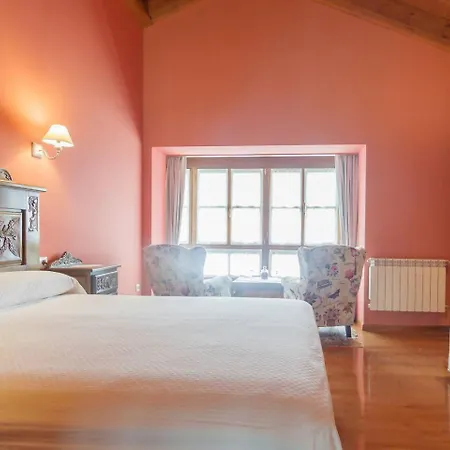 La Casona De La Bisa En Villanueva De コロンブレス