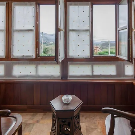 別荘 La Casona De La Bisa En Villanueva De コロンブレス