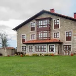 La Casona De La Bisa En Villanueva De *