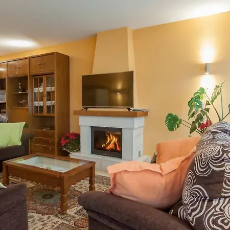 Ferienhaus La Casona De La Bisa En Villanueva De