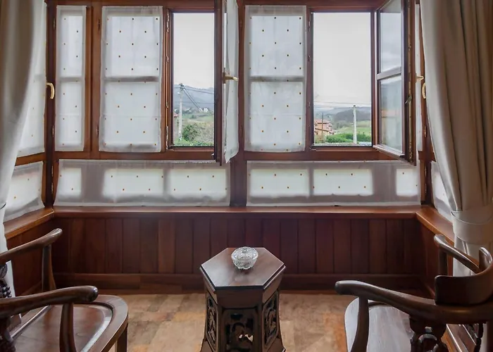 בית נופש La Casona De La Bisa En Villanueva De קולומברס