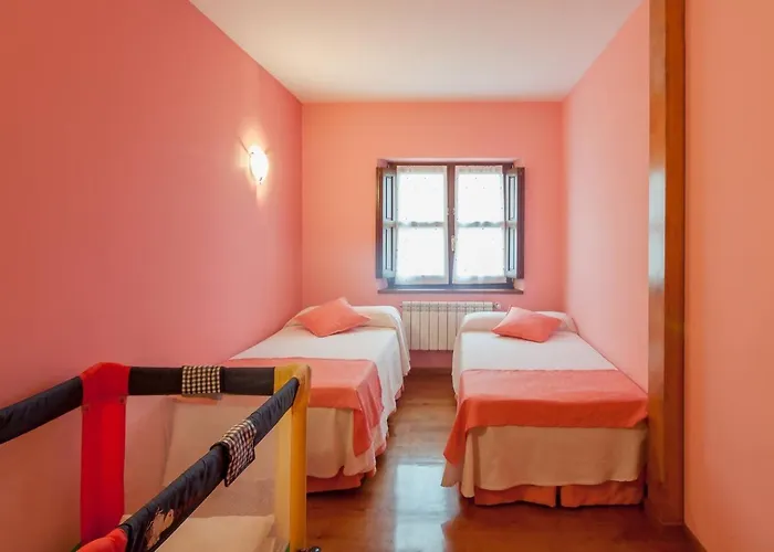 La Casona De La Bisa En Villanueva De בית נופש